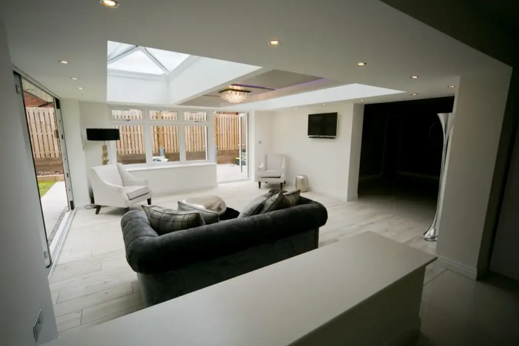 living room extrention with glass roof